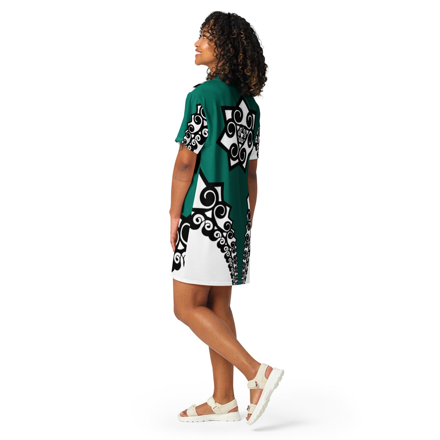 T-shirt dress, Marenki