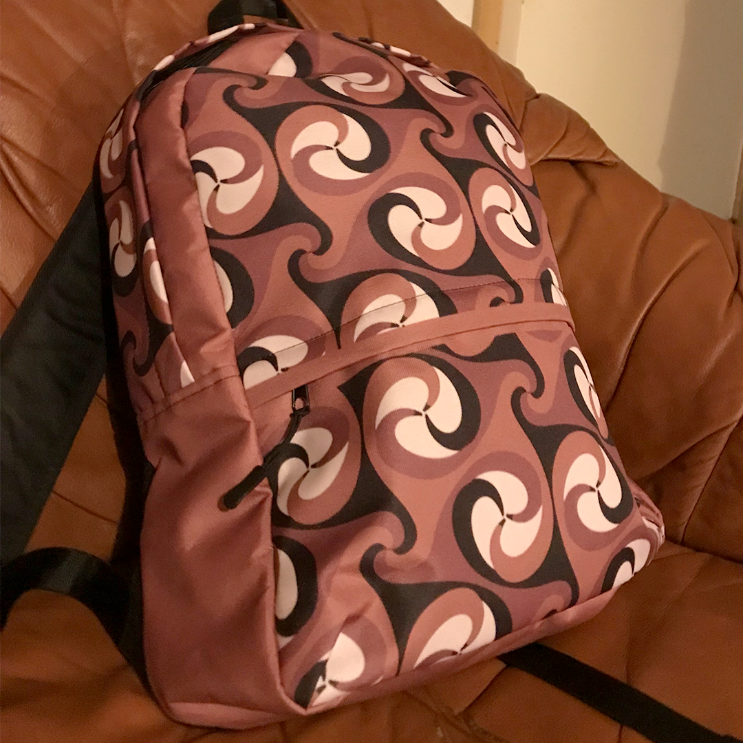 Backpack, Myötä